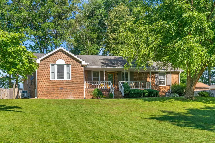 4003 S Windsor Ct, Springfield, TN 37172 - #3