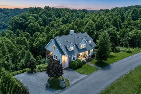 425 Opal Point Dr, Smithville, TN 37166