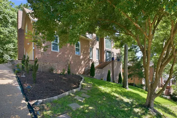 128 Spy Glass Way, Hendersonville, TN 37075