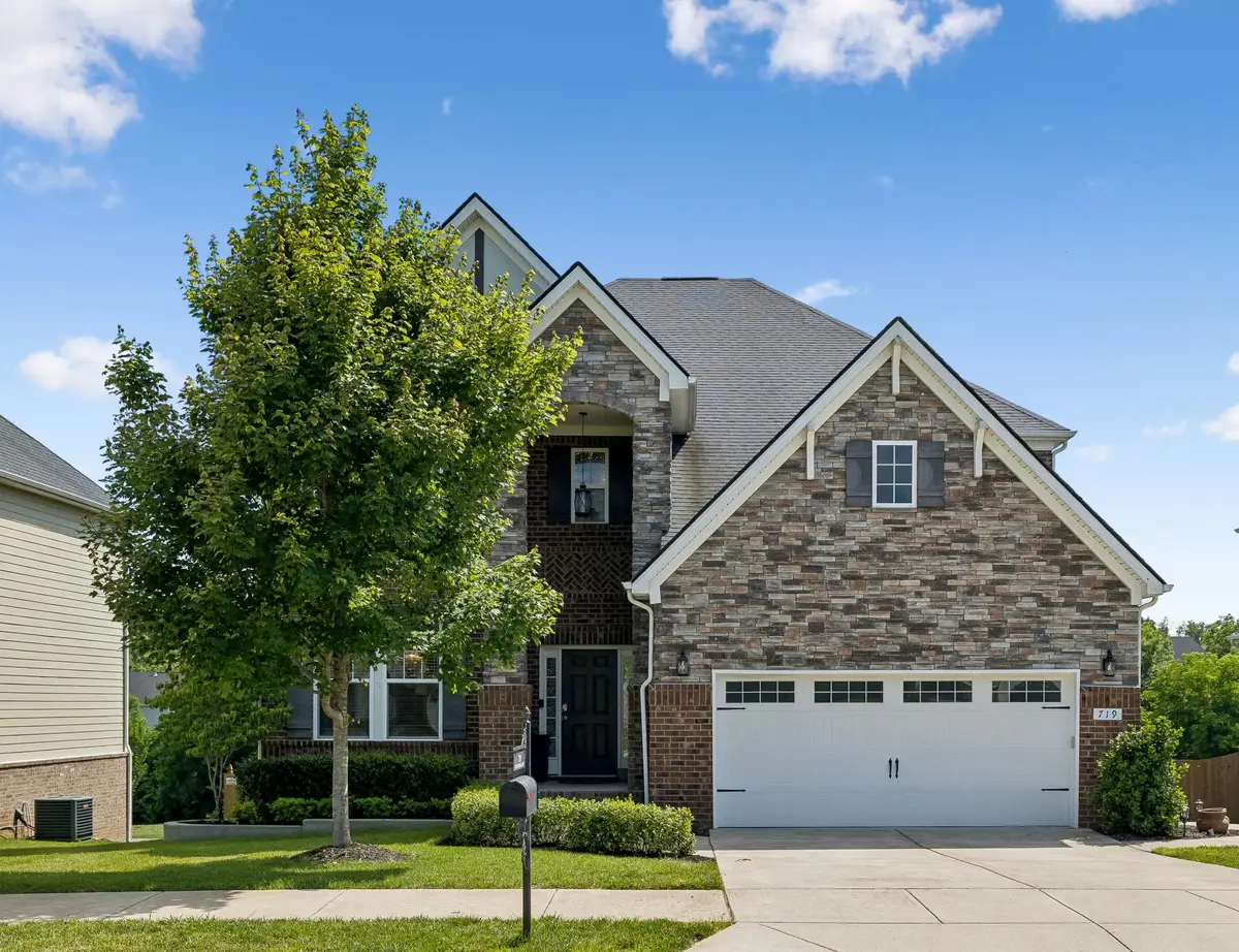 719 Tennypark Ln, Mount Juliet, TN 37122 - #1