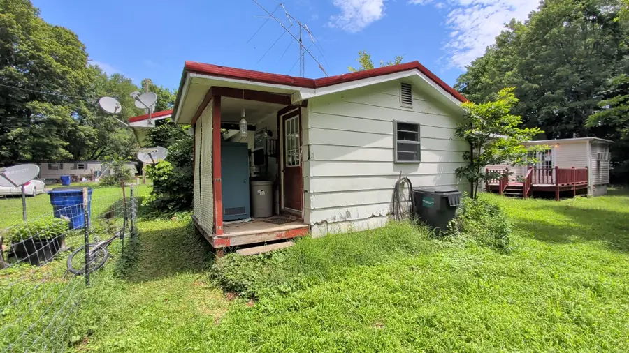 161 Cooper Rd, Dresden, TN 38225 - #2