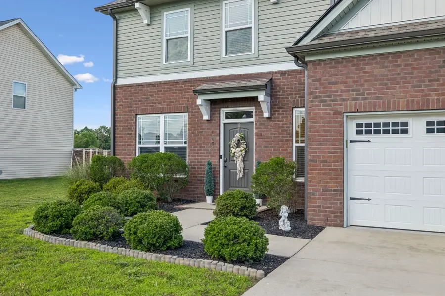 610 Whirlaway Dr, Burns, TN 37029 - #2