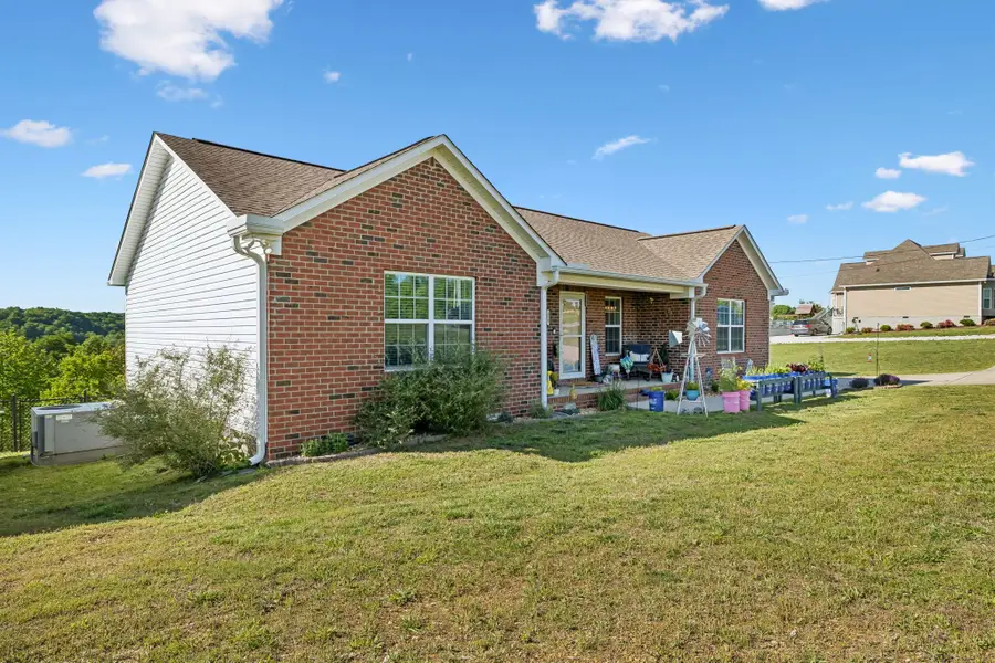 329 Murrell Rd, Dickson, TN 37055 - #2