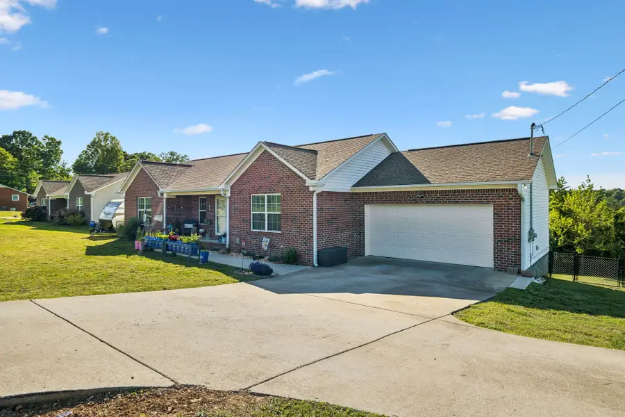 329 Murrell Rd, Dickson, TN 37055 - #3