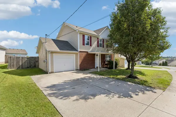 1322 Tonya Dr, La Vergne, TN 37086