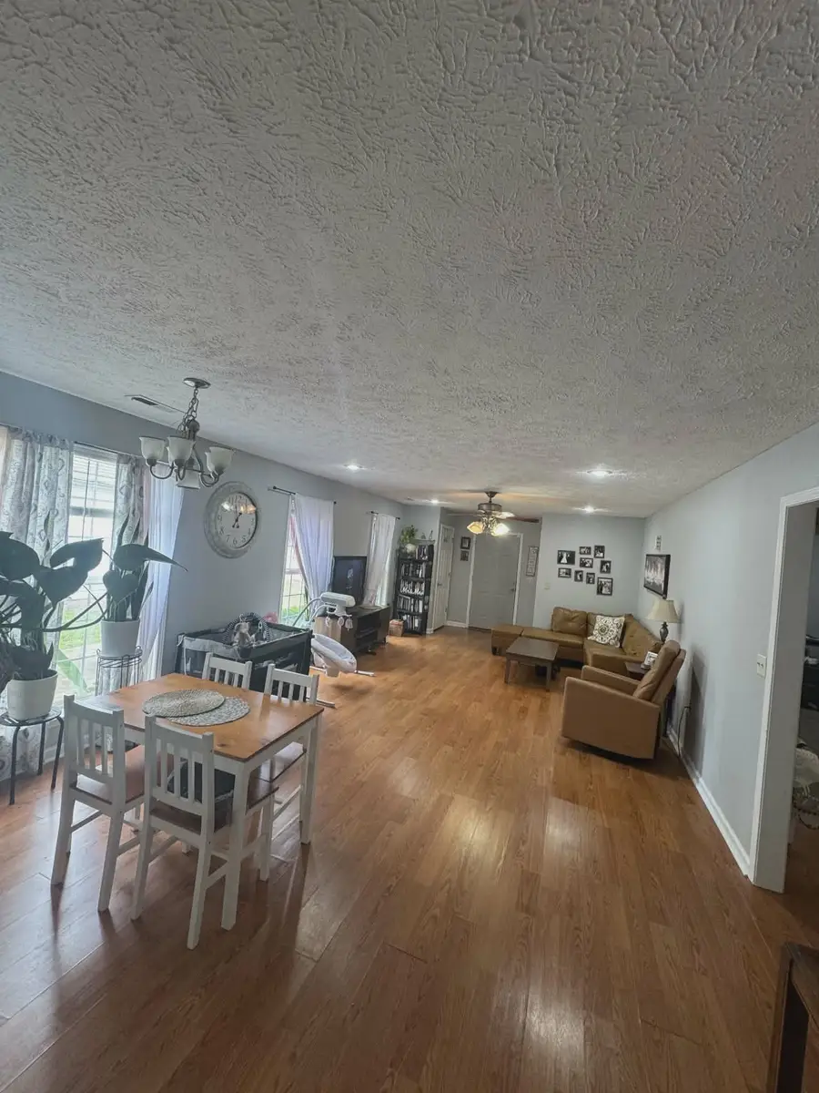 203 Phillips St, Jackson, TN 38301 - #3