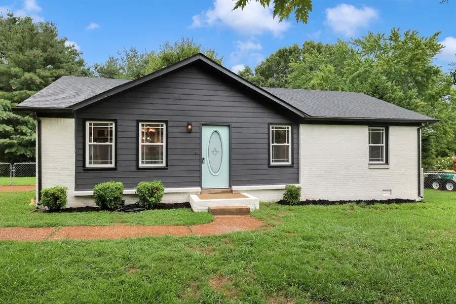 809 Belle Dr, Spring Hill, TN 37174 - #2