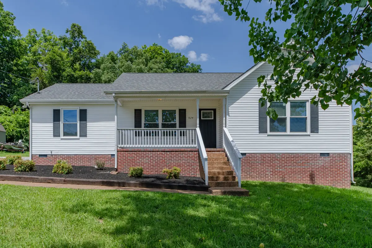 824 Mulberry Dr, Columbia, TN 38401 - #1
