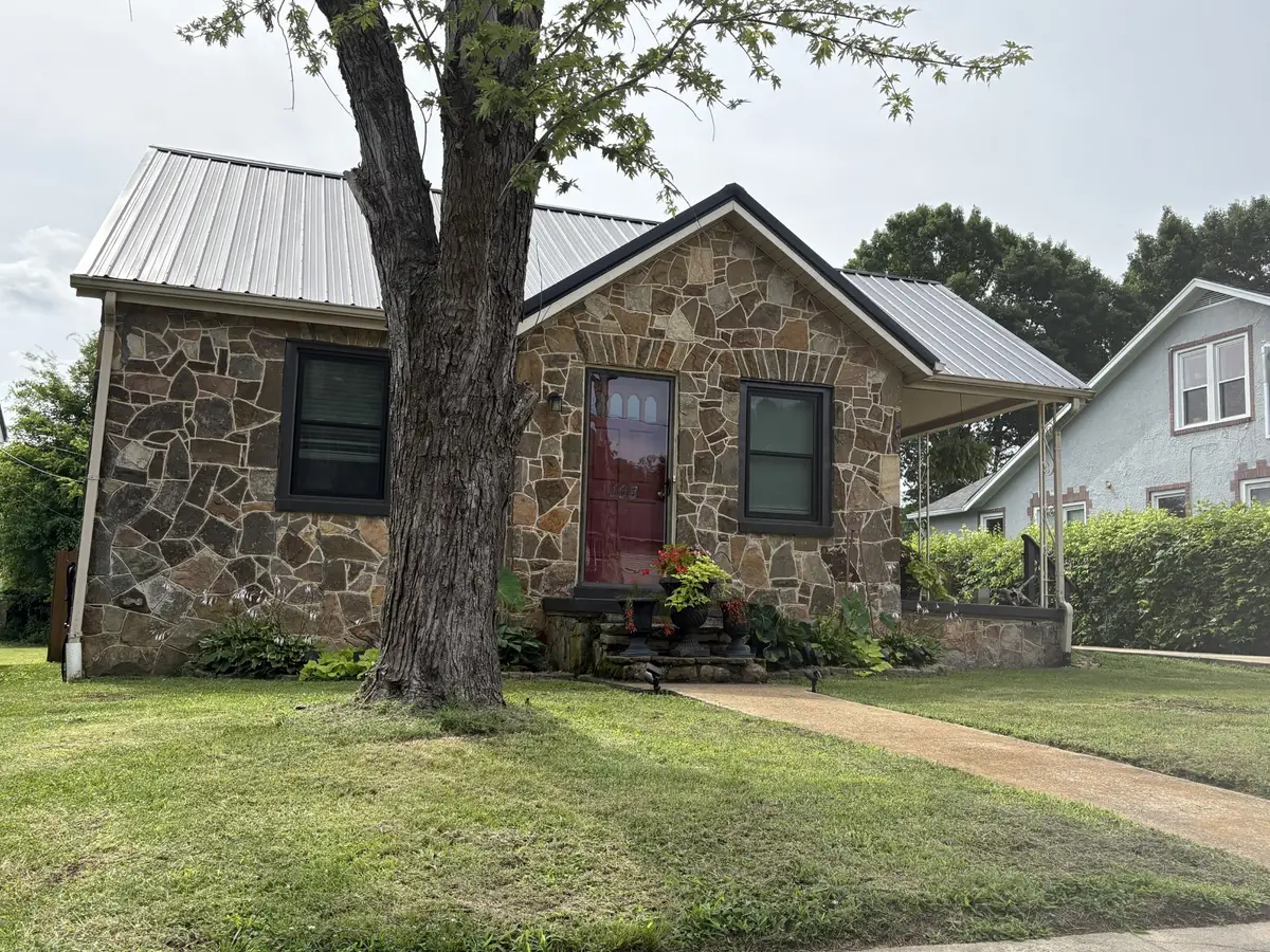 108 Greenwood St, Mount Pleasant, TN 38474 - #1