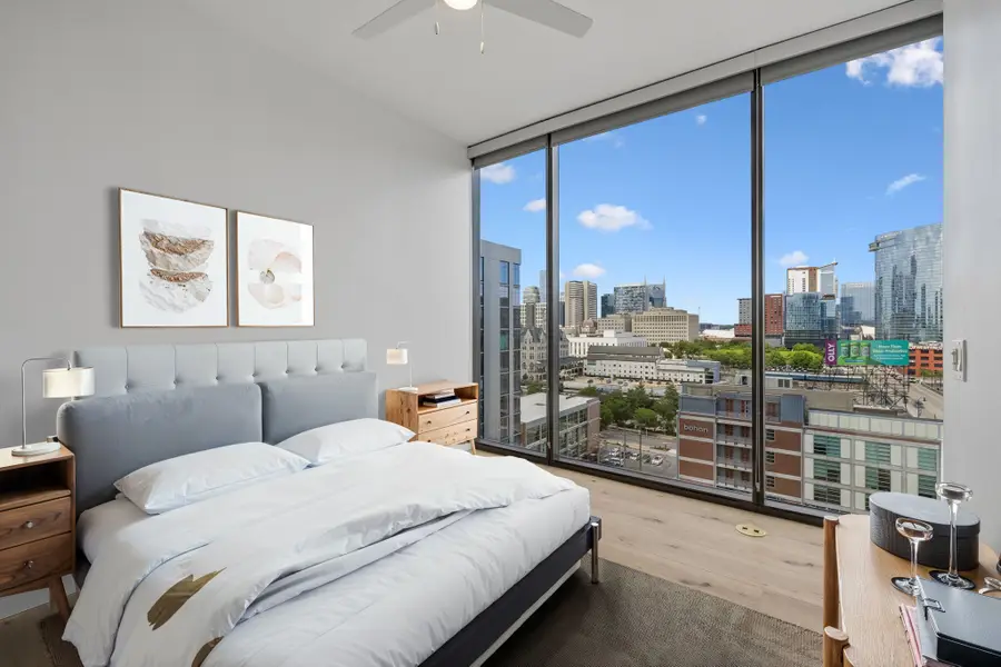 1212 Demonbreun St #815, Nashville, TN 37203 - #2