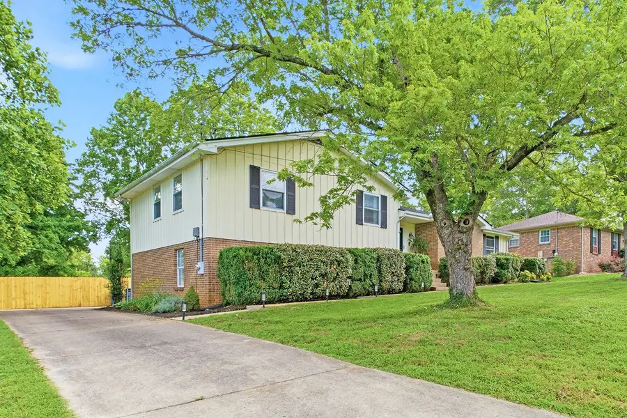 7220 Belle Chasse Dr, Nashville, TN 37221 - #3