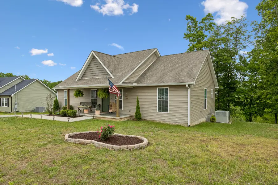 206 Poling Dr, Pulaski, TN 38478 - #3