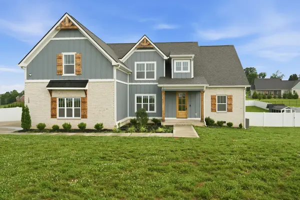 108 Sarah Frances Ct, Clarksville, TN 37043