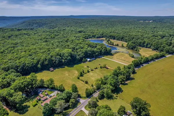 18753 S Pittsburg Mountain Rd, Sewanee, TN 37375