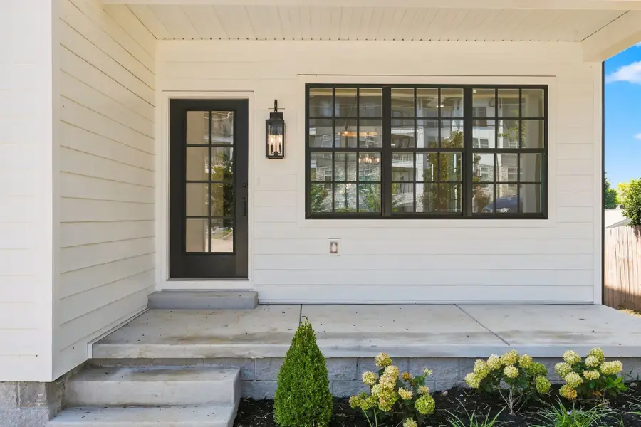 2404 Lakeshore Dr, Old Hickory, TN 37138 - #2