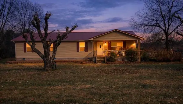 188 65th Ave, Palmer, TN 37365