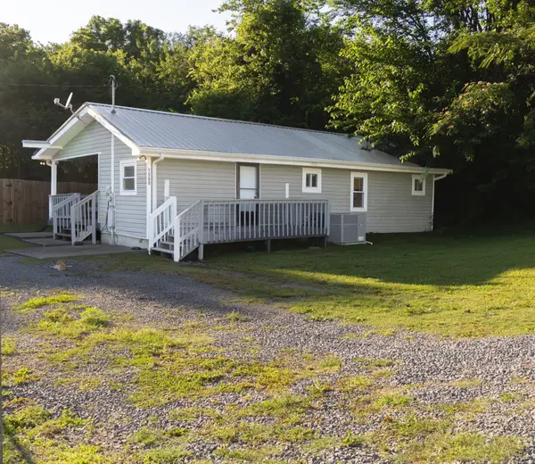 1568 Perry Street Se, Cleveland, TN 37311