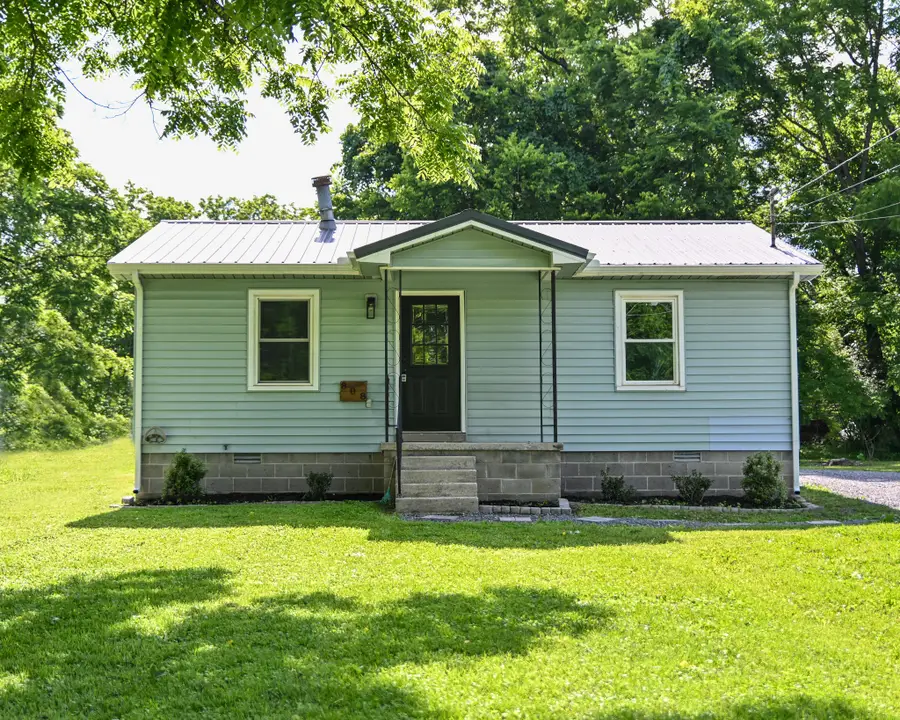 808 S Franklin St, Tullahoma, TN 37388 - #2