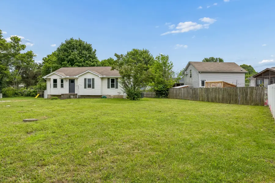 106 Justin Pl, La Vergne, TN 37086 - #2