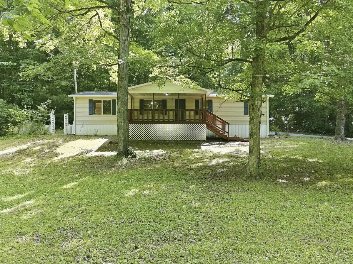 565 Clint Flowers Rd, Mc Ewen, TN 37101 - #1
