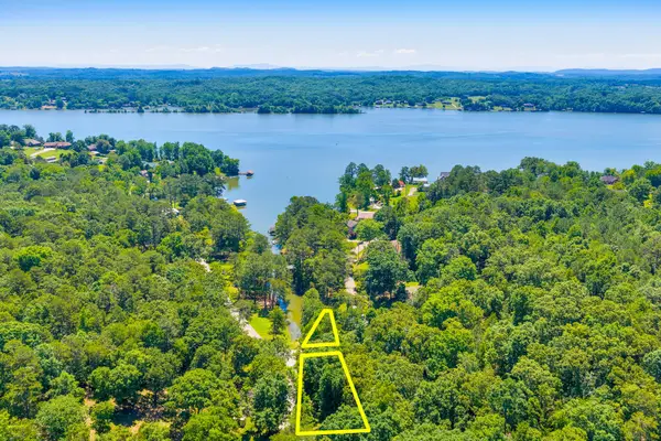 16129 Lakewood Drive, Sale Creek, TN 37373