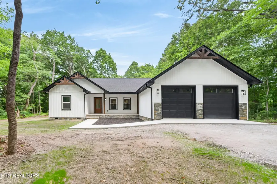 301 Hilltop Drive, Crossville, TN 38555 - #3