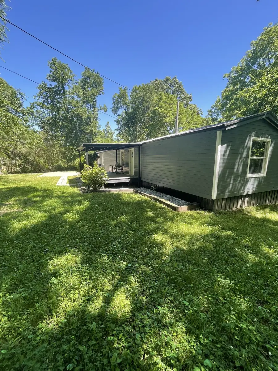 303 Conger St, Cumberland City, TN 37050 - #3