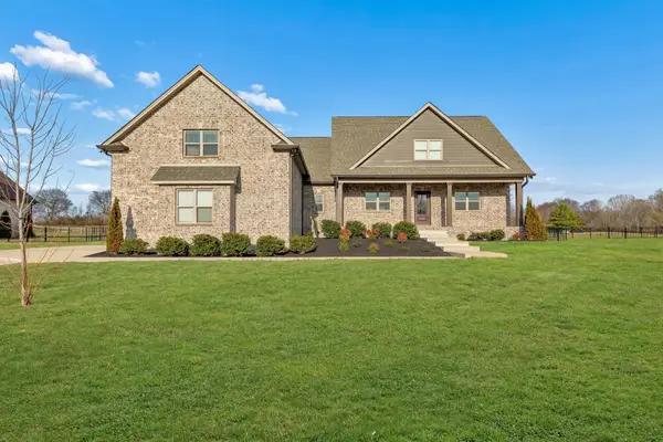 4155 Ironwood Dr, Greenbrier, TN 37073