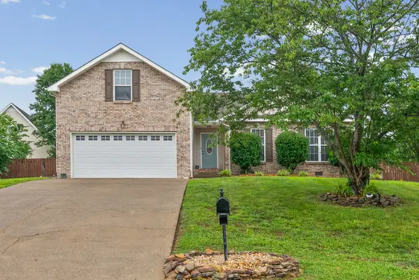 3387 Poplar Hl, Clarksville, TN 37043