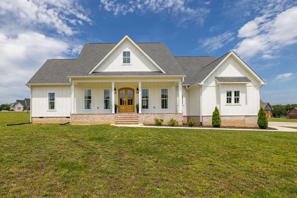 134 Hurst Dr, Leoma, TN 38468 - #1