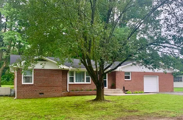 1200 Bond St, Manchester, TN 37355 - #1