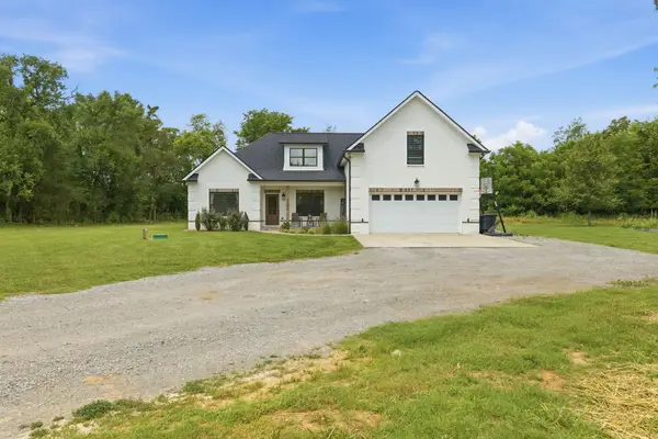 1340 Vesta Rd, Lebanon, TN 37090