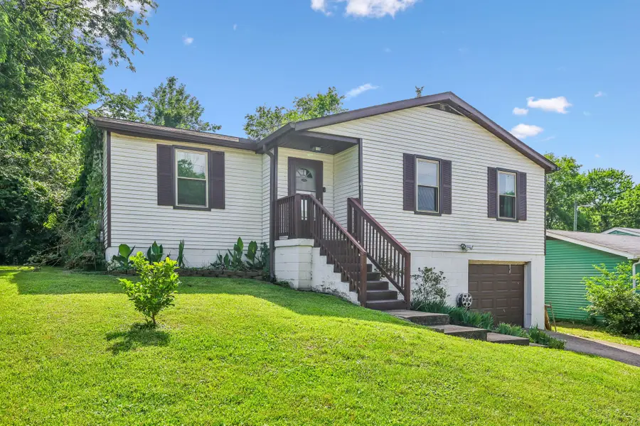 1032 Cheyenne Blvd, Madison, TN 37115 - #2