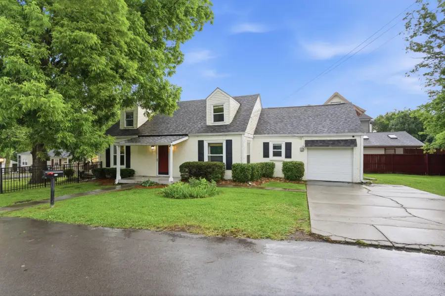 715 Park Cir, Nashville, TN 37205 - #2