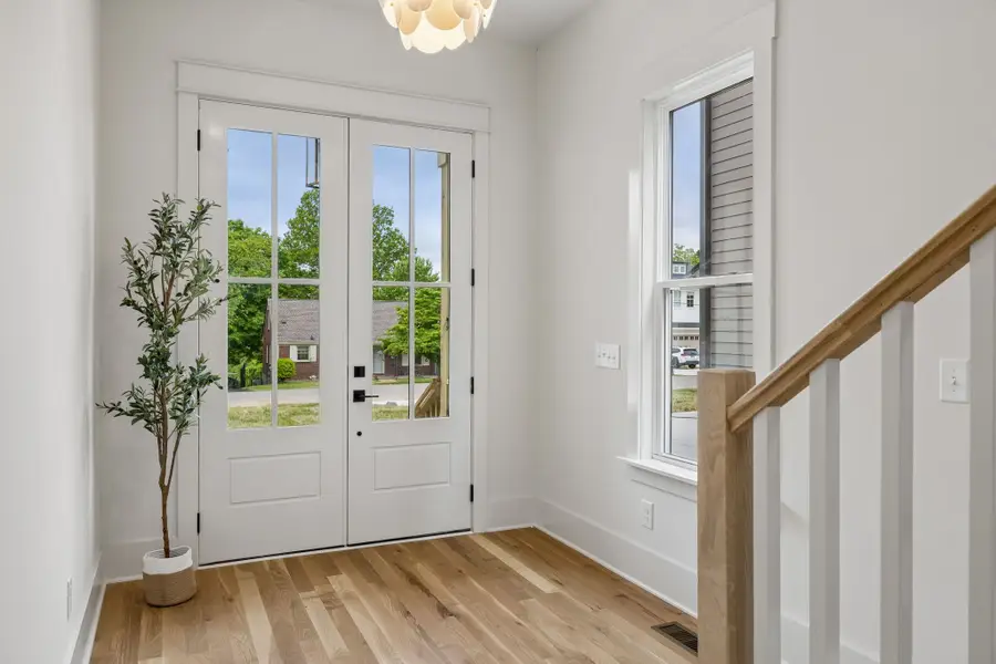905B Potter Ln, Nashville, TN 37206 - #3