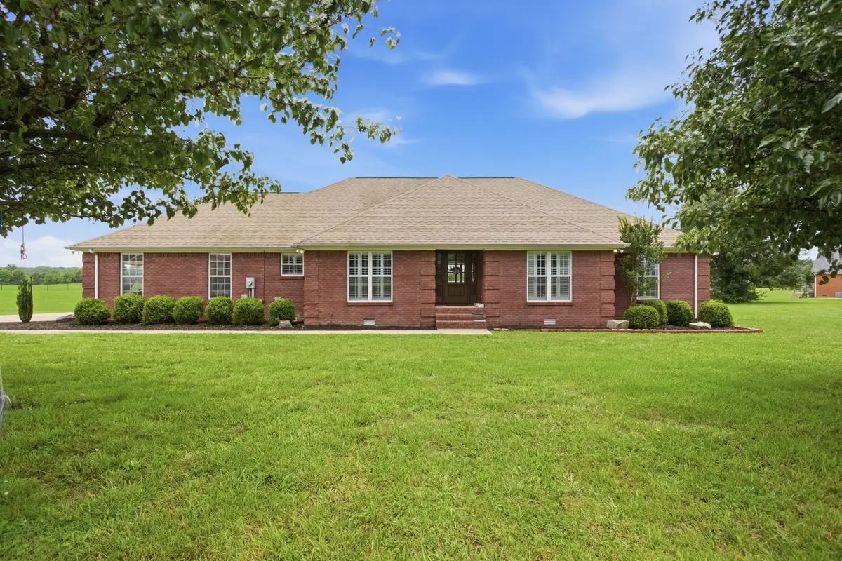163 Tabor Pl, Hohenwald, TN 38462 - #1
