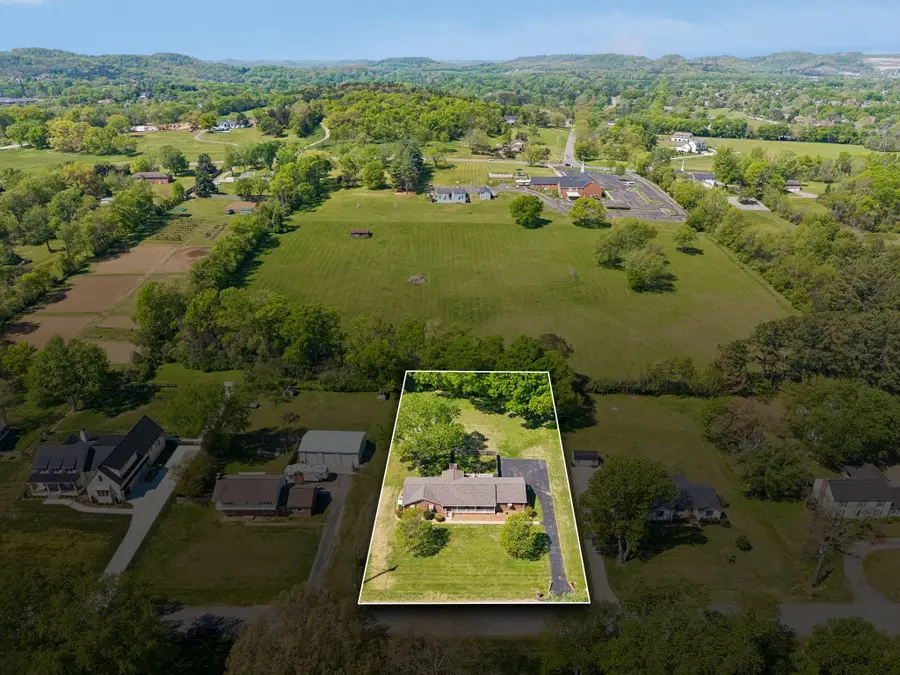 1002 Shannon Ln, Franklin, TN 37064 - #3