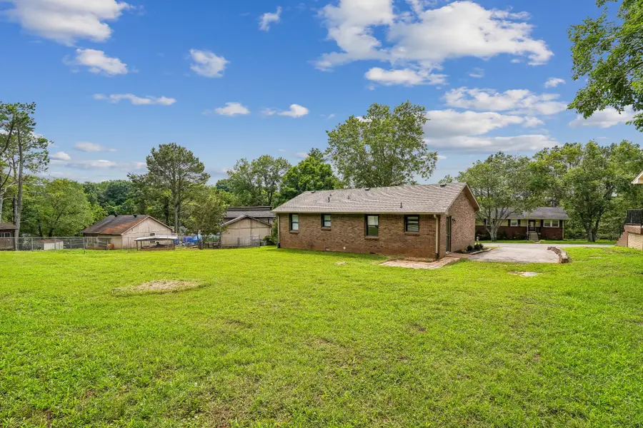 927 Oak Vale, Hermitage, TN 37076 - #2