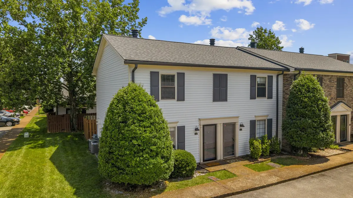 110 Academy Sq, Nashville, TN 37210 - #1
