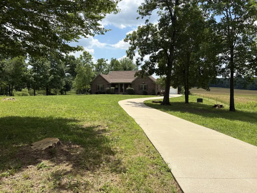 11015 Highway 52 W, Westmoreland, TN 37186 - #3