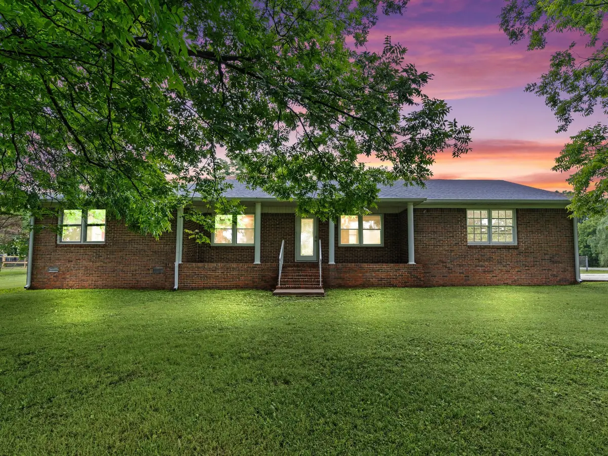 16 Patrick Rd S, Fayetteville, TN 37334 - #1