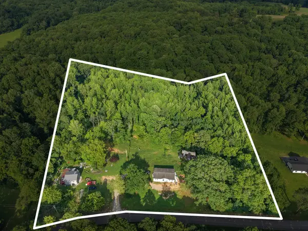 1098 Ewing Albright Rd, Ashland City, TN 37015