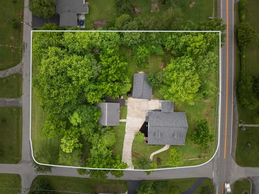 503 S Pine St, Monterey, TN 38574 - #2