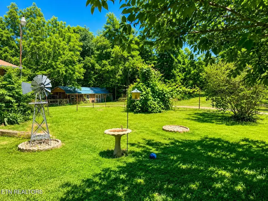 1070 Wright Place Rd, Jamestown, TN 38556 - #3