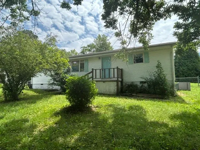 257 Overlook Dr, Whitwell, TN 37397 - #1