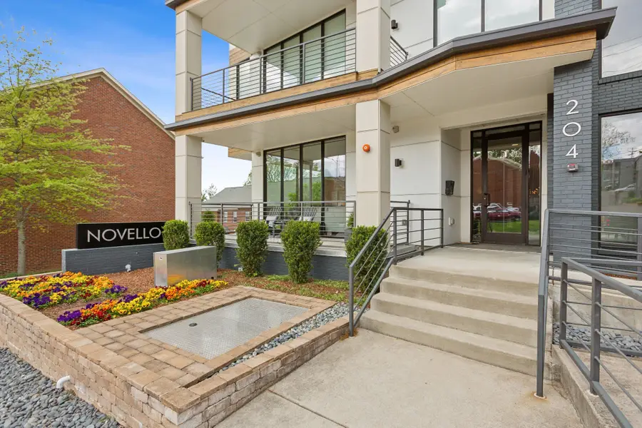 204 Acklen Park Dr #101, Nashville, TN 37203 - #2