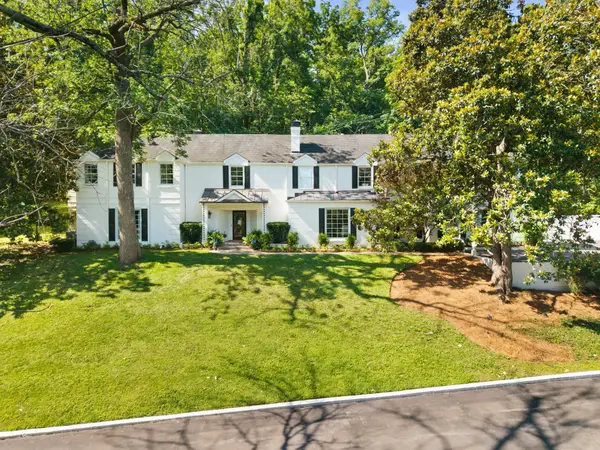 2301 Chickering Ln, Nashville, TN 37215