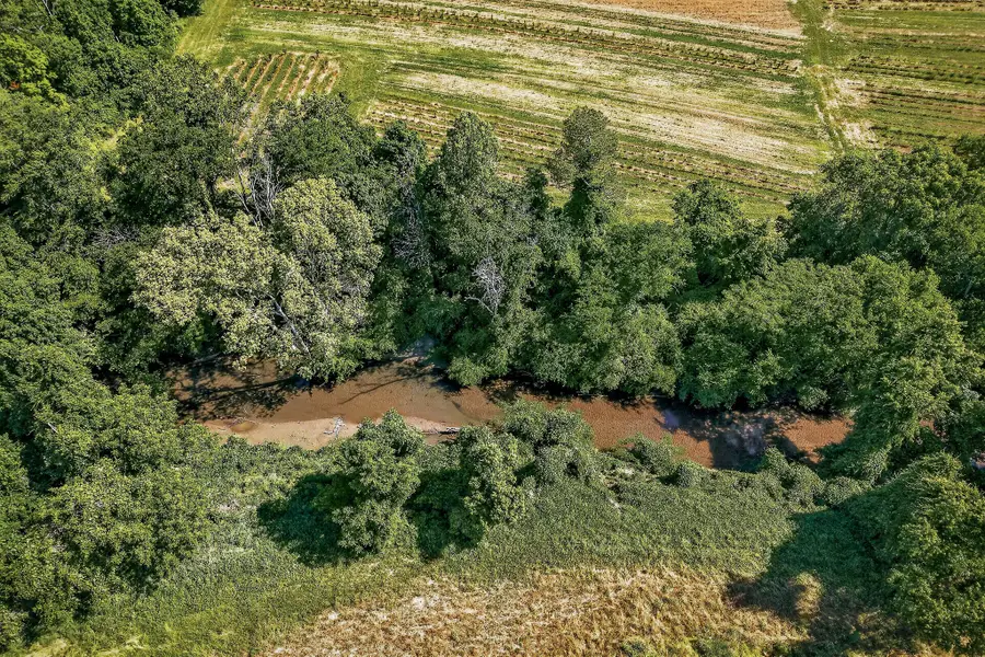 4 Hills Creek Rd, McMinnville, TN 37110 - #2