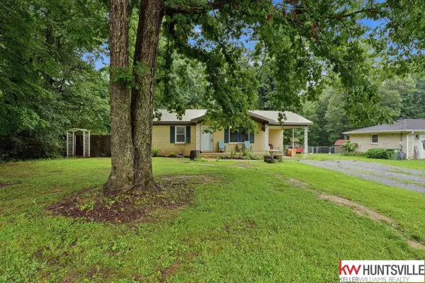 39 Eastwood Dr, Fayetteville, TN 37334