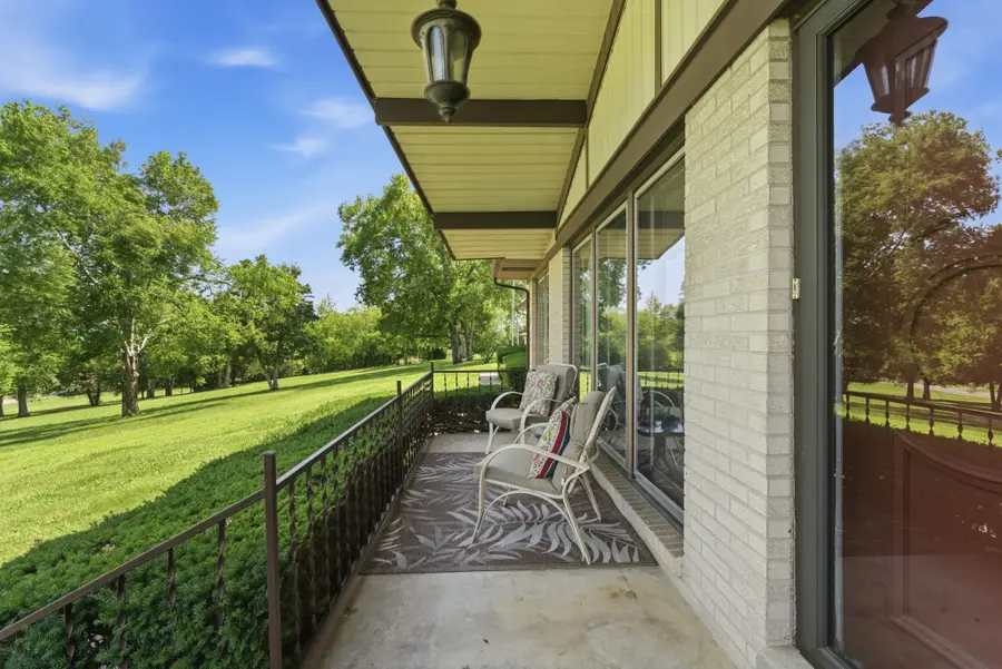 899 Carters Creek Pike, Columbia, TN 38401 - #3